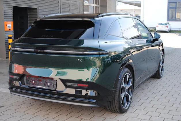 ZEEKR 7X 100kWh Privilege AWD inkl. Comfort und Cockpit Paket