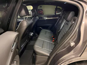 Alfa Romeo Stelvio 2.0 Veloce Premium Sky Q4