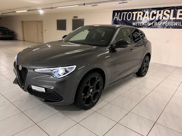 Alfa Romeo Stelvio 2.0 Veloce Premium Sky Q4