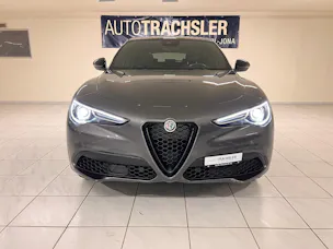 Alfa Romeo Stelvio 2.0 Veloce Premium Sky Q4