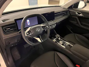 MG HS 1.5 T HEV Luxury