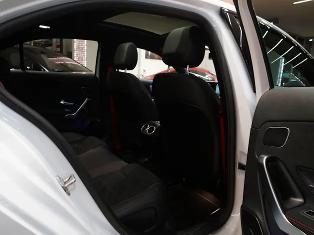 Mercedes-Benz A 35 AMG 4Matic Speedshift
