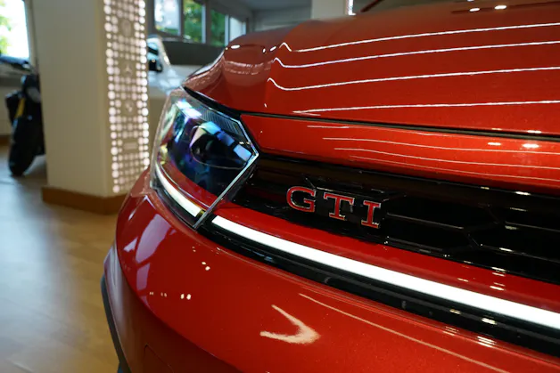 VW Polo 2.0 TSI GTI DSG Kings Red Metallic