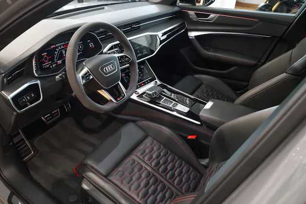 Audi RS6 Avant 4.0 TFSI V8 quattro Carbon Bodykit