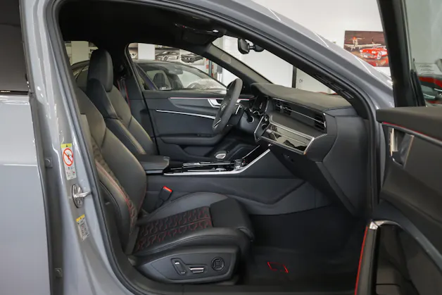 Audi RS6 Avant 4.0 TFSI V8 quattro Carbon Bodykit