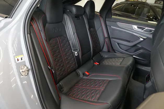 Audi RS6 Avant 4.0 TFSI V8 quattro Carbon Bodykit