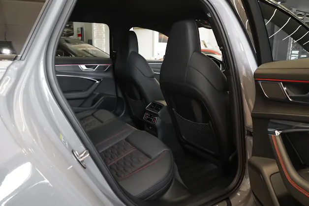 Audi RS6 Avant 4.0 TFSI V8 quattro Carbon Bodykit