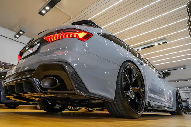 Audi RS6 Avant 4.0 TFSI V8 quattro Carbon Bodykit