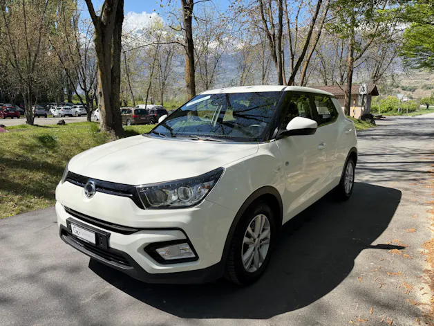 KGM -SsangYong Tivoli 1.6 eXDi Quartz 4WD