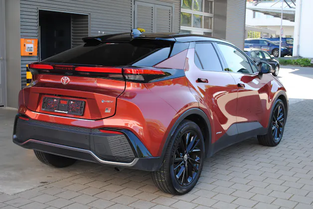 Toyota C-HR 2.0 HSD CVT GR Sport 4WD