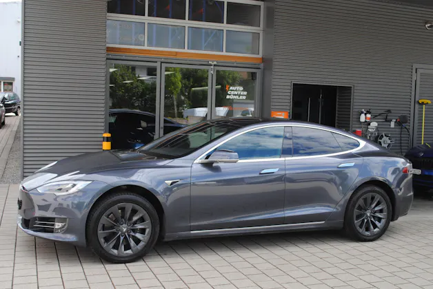 Tesla Model S Maximale-Reichweite