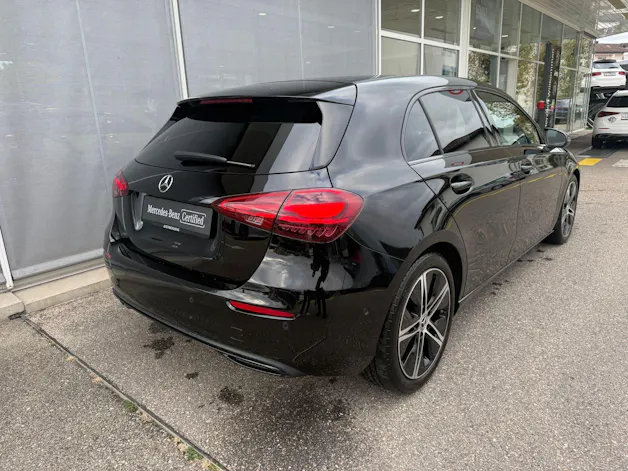 Mercedes-Benz A 180 7G-DCT