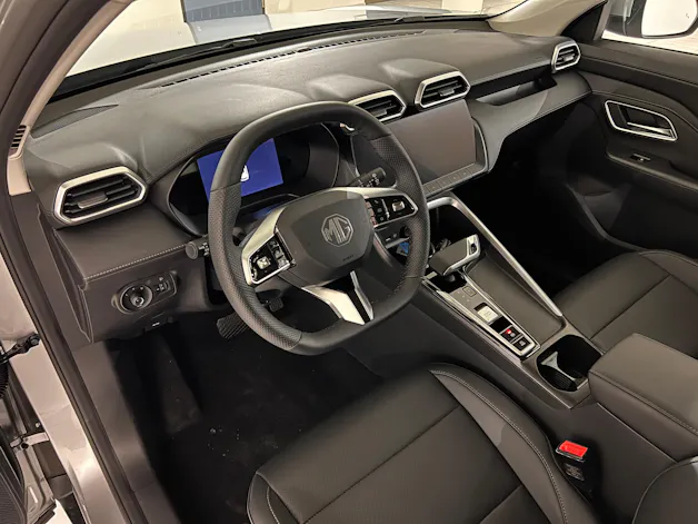MG ZS 1.5 Hybrid+ Luxury