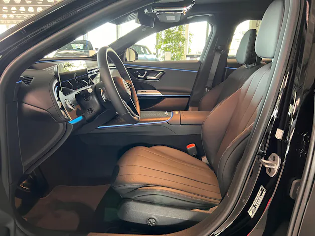 Mercedes-Benz E 220 d 4Matic 9G-Tronic