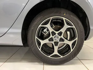 MG 3 1.5 Hybrid Luxury Aut.