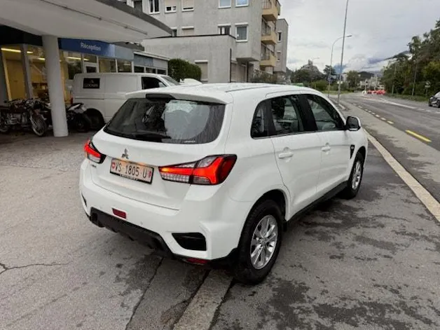 Mitsubishi ASX 2.0 MIVEC Value 4WD Automat