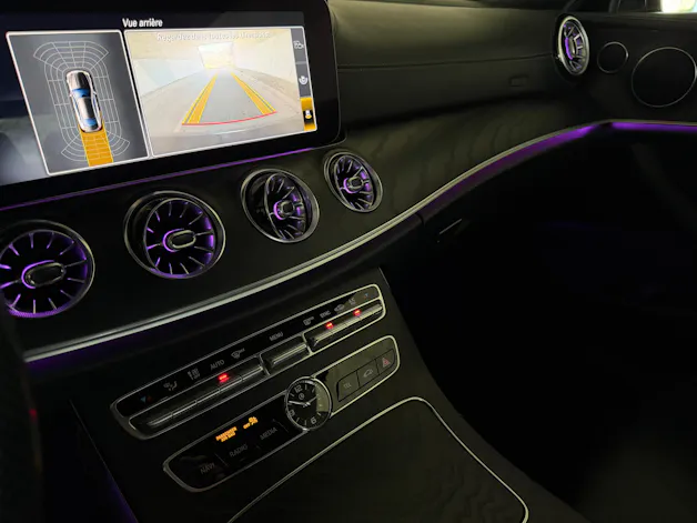 Mercedes-Benz E 200 Coupé AMG Line 4 Matic 9G-Tronic