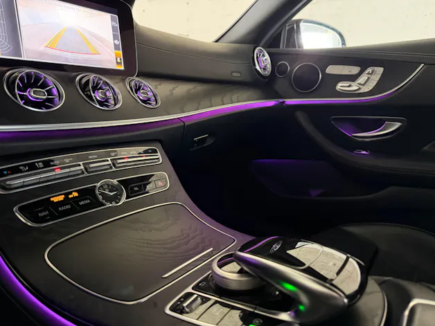 Mercedes-Benz E 200 Coupé AMG Line 4 Matic 9G-Tronic