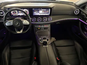 Mercedes-Benz E 200 Coupé AMG Line 4 Matic 9G-Tronic