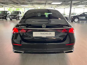 Mercedes-Benz E 220 d 4Matic 9G-Tronic