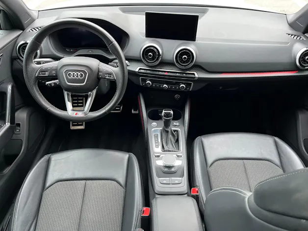 Audi Q2 35 TFSI S line S-tronic