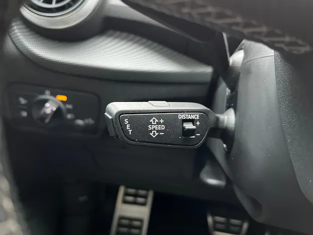 Audi Q2 35 TFSI S line S-tronic