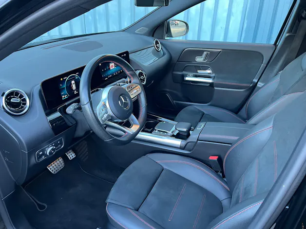 Mercedes-Benz GLA 200 AMG Line 7G-DCT