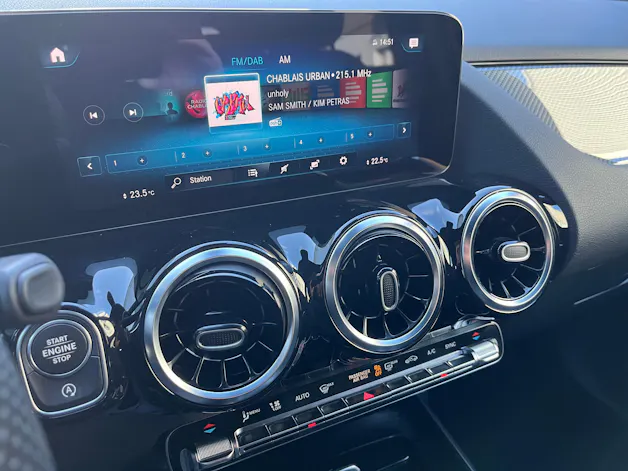 Mercedes-Benz GLA 200 AMG Line 7G-DCT