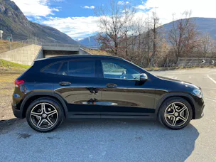 Mercedes-Benz GLA 200 AMG Line 7G-DCT