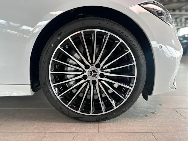 Mercedes-Benz C 300 4Matic AMG Line