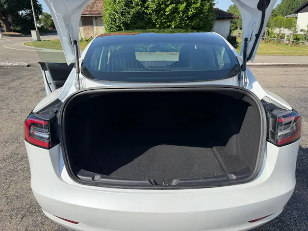 Tesla Model 3 Long Range Dual Motor AWD