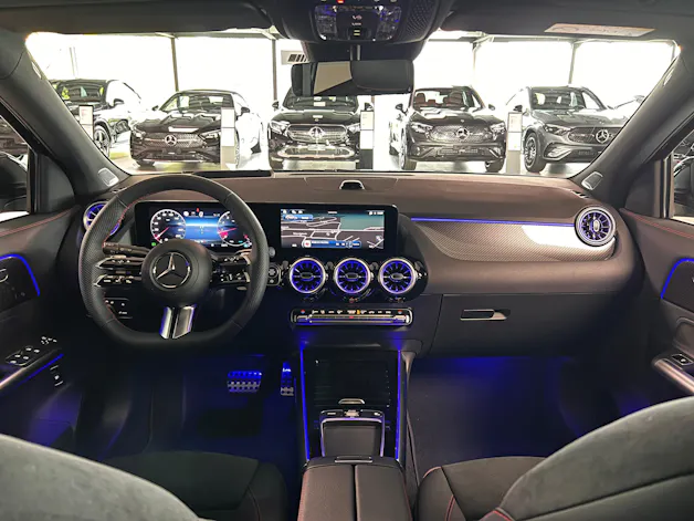 Mercedes-Benz GLA 250 4Matic 8G-DCT Swiss Star