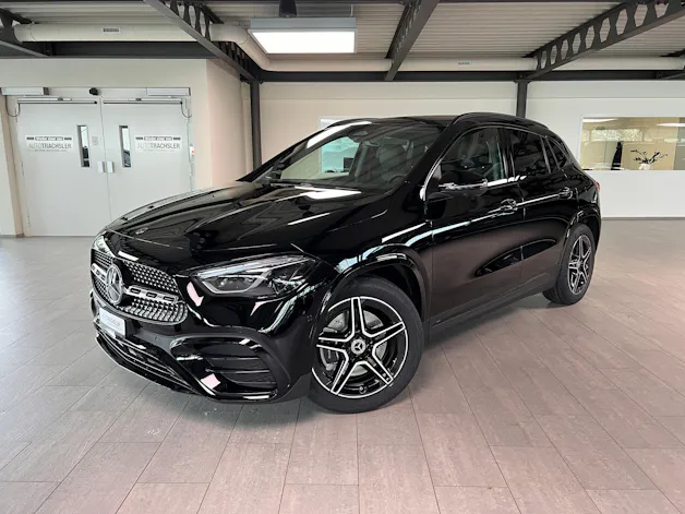 Mercedes-Benz GLA 250 4Matic 8G-DCT Swiss Star