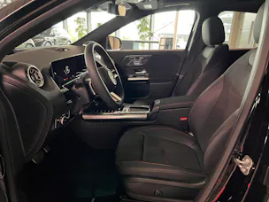 Mercedes-Benz GLA 250 4Matic 8G-DCT Swiss Star