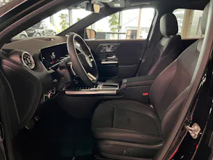 Mercedes-Benz GLA 250 4Matic 8G-DCT Swiss Star