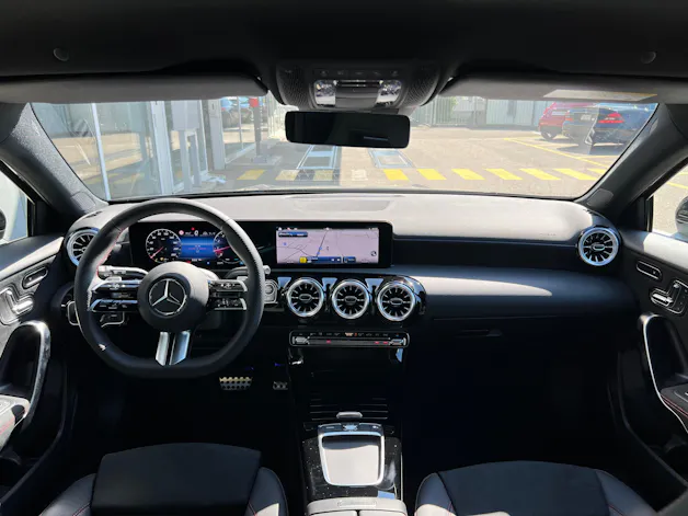 Mercedes-Benz A 180 7G-DCT