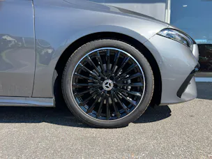 Mercedes-Benz A 180 7G-DCT