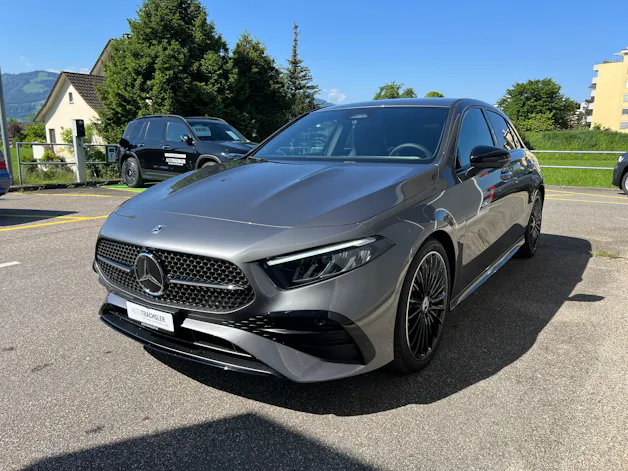 Mercedes-Benz A 180 7G-DCT
