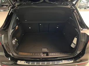 Mercedes-Benz GLA 250 4Matic 8G-DCT Swiss Star