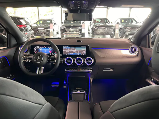 Mercedes-Benz GLA 250 4Matic 8G-DCT Swiss Star