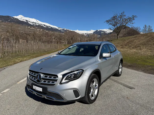 Mercedes-Benz GLA 180 Urban 7G-Tronic