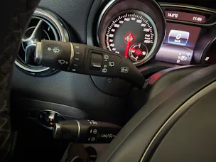 Mercedes-Benz GLA 180 Urban 7G-Tronic
