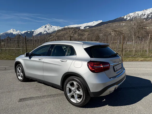 Mercedes-Benz GLA 180 Urban 7G-Tronic