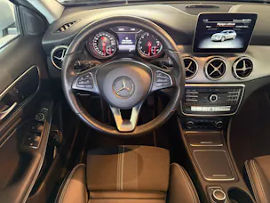 Mercedes-Benz GLA 180 Urban 7G-Tronic