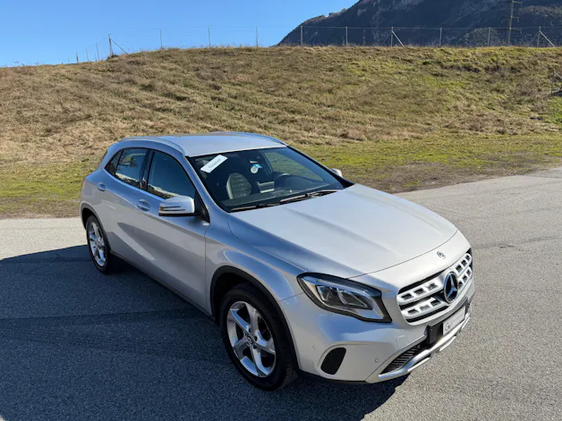 Mercedes-Benz GLA 180 Urban 7G-Tronic