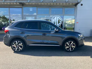 MG ZS 1.5 Hybrid+ Luxury