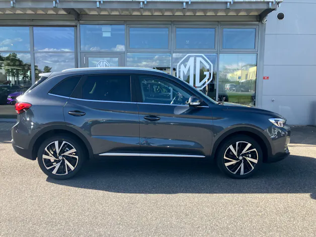 MG ZS 1.5 Hybrid+ Luxury