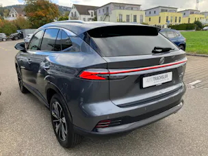 MG HS 1.5 T Hybrid+ Luxury