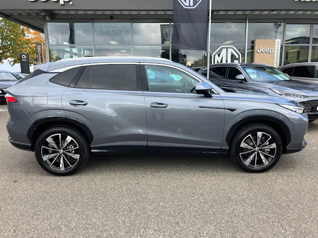 MG HS 1.5 T Hybrid+ Luxury