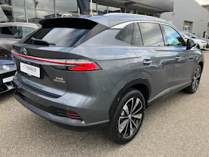 MG HS 1.5 T Hybrid+ Luxury